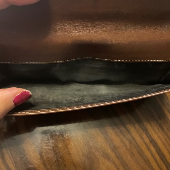 Gucci, Brown long snap wallet, tons of storage ! - Picture 6 of 10